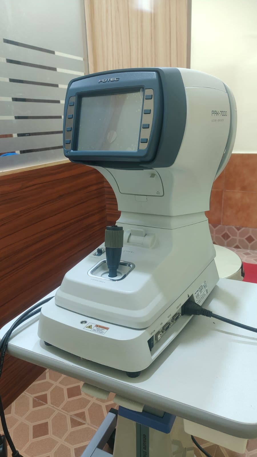 POTEC auto refractor keratometer used for precise eye measurements